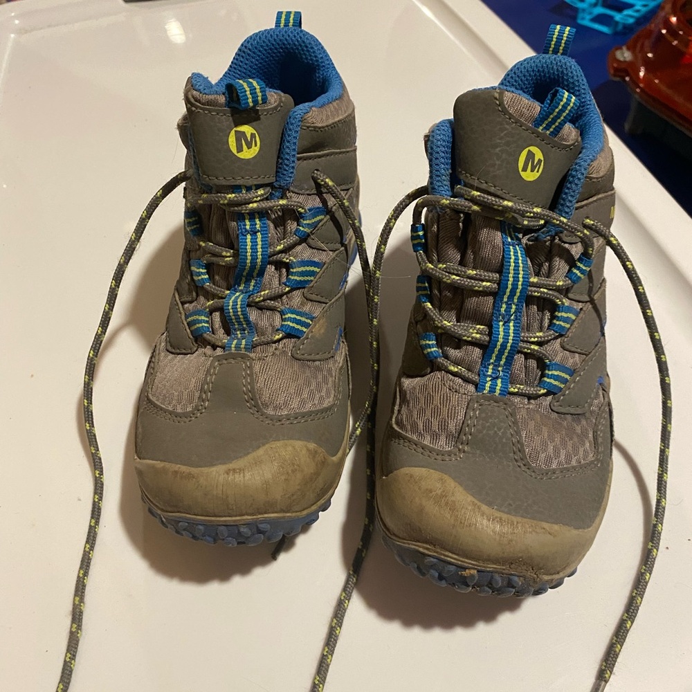 Merrell Kids Boots in Gray and Blue
